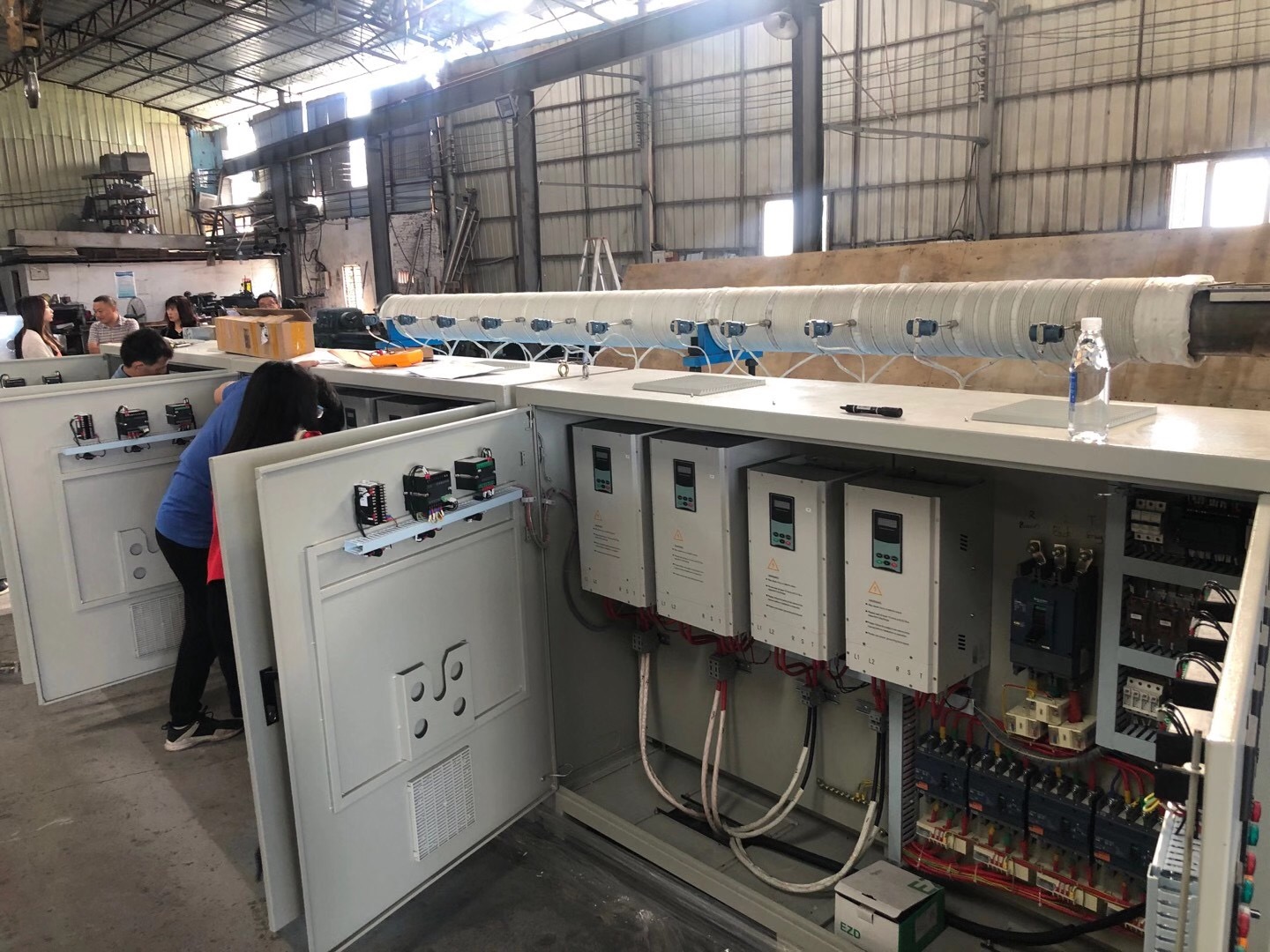 塑料機械電磁感應(yīng)加熱器